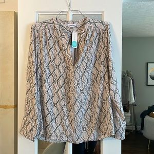 Calvin Klein Suit Separates - Itai Pleat Shoulder Detail Blouse